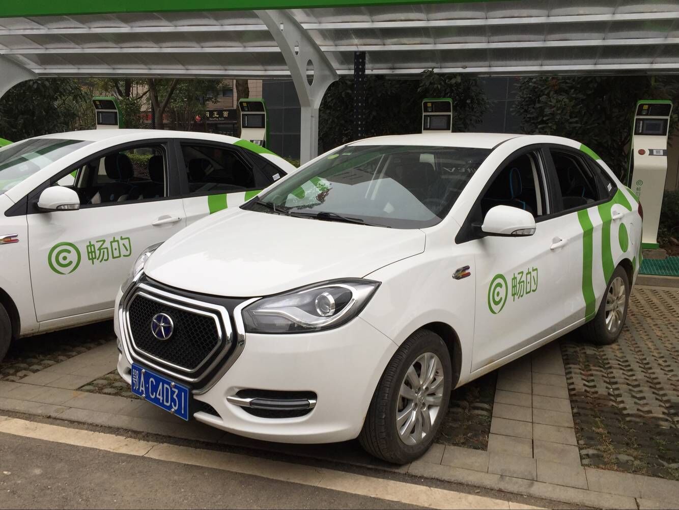 電動(dòng)汽車分時(shí)租賃亮相武漢，明年將投放2000臺(tái)